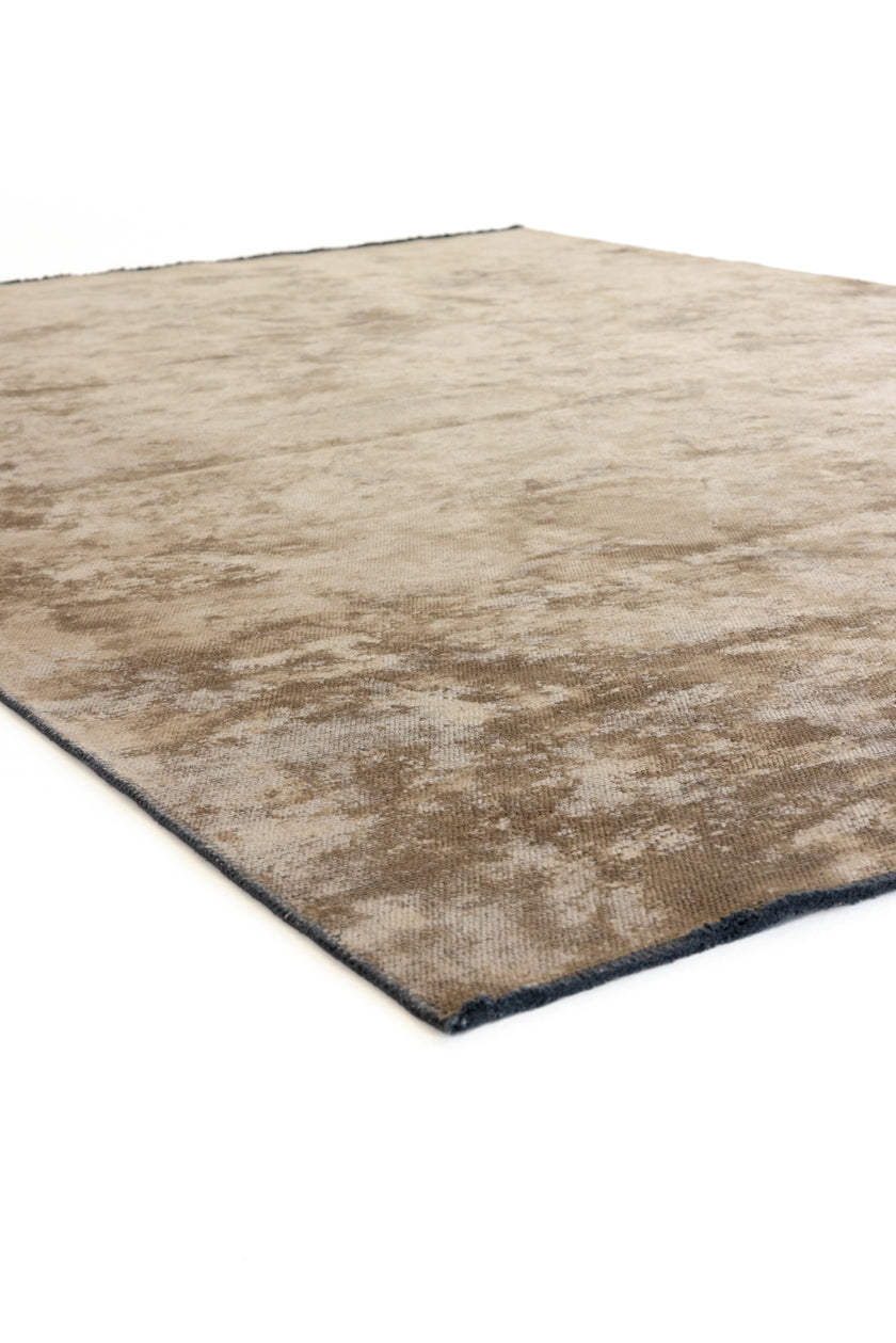 Ova taupe 240x340