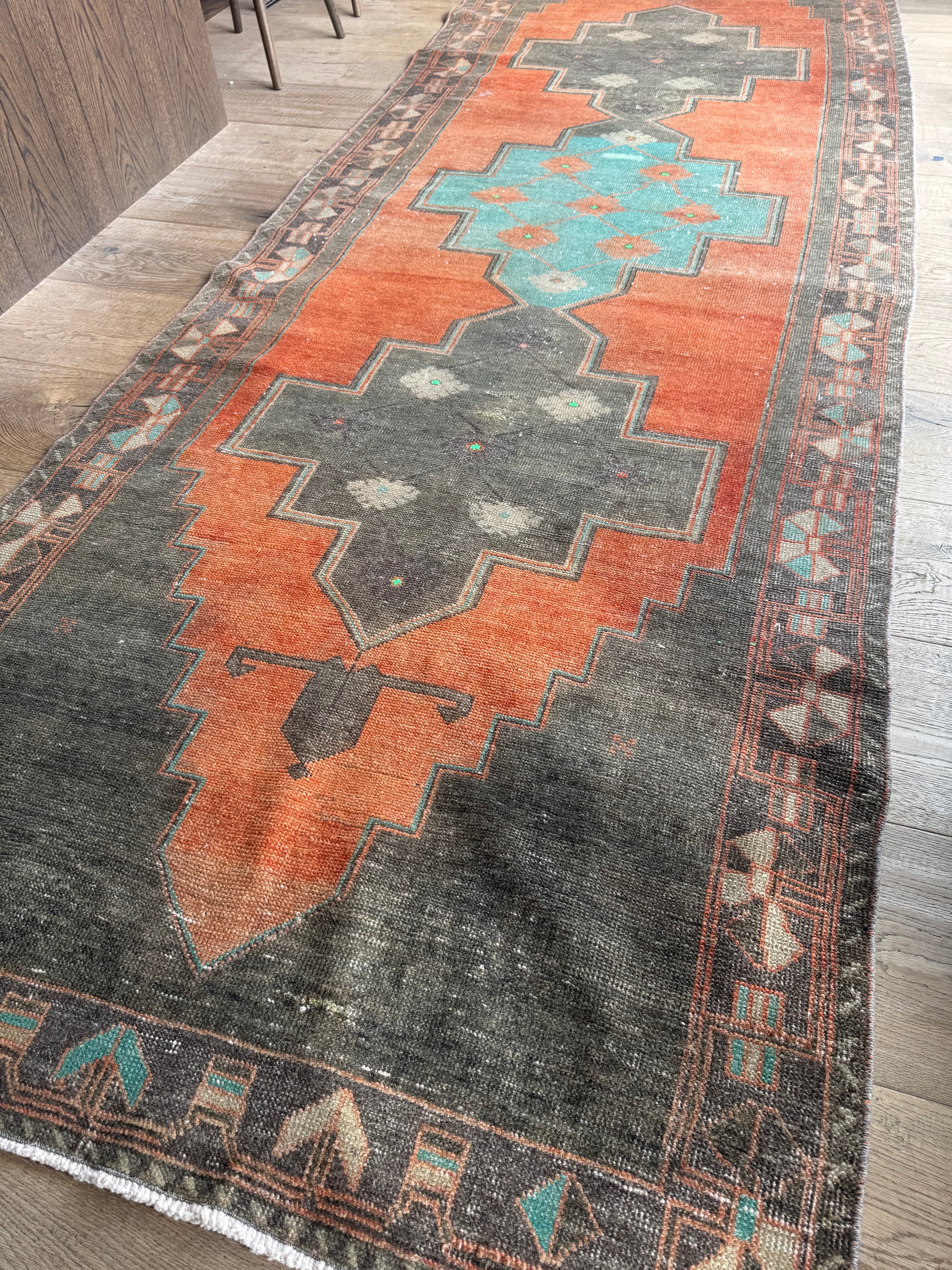 Tyrkneskur Vintage renningur Kcirt 123x374